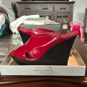Jessica Simpson Wedges